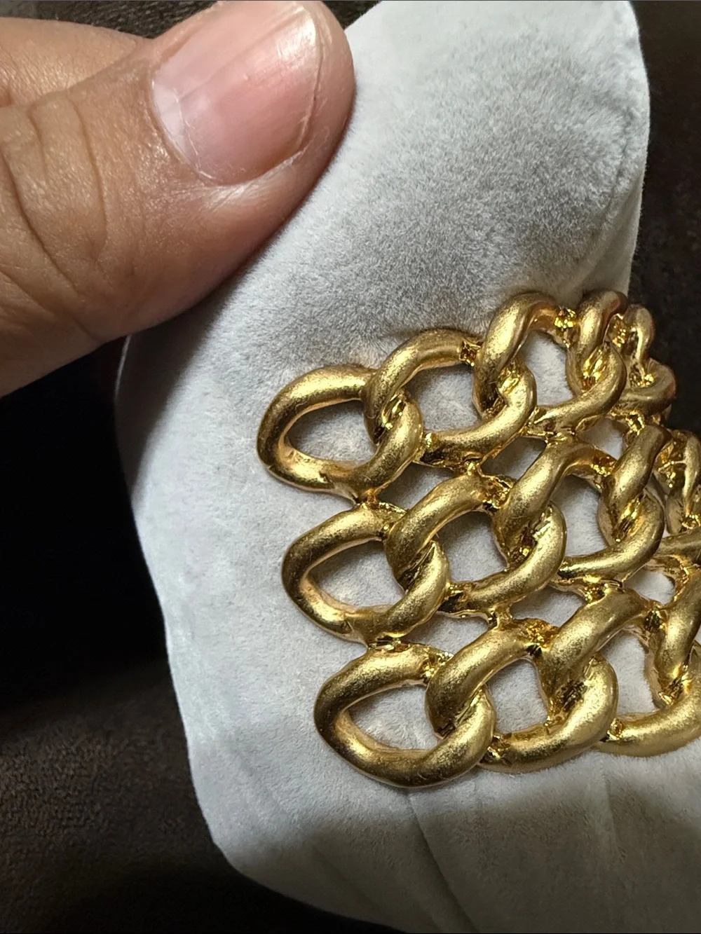 CHANEL statement gold